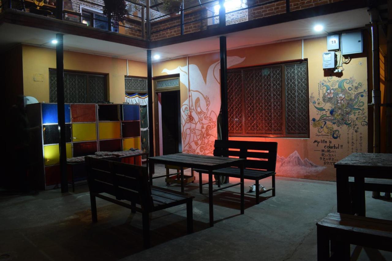 Happy Donkey Hostel Katmandou Extérieur photo