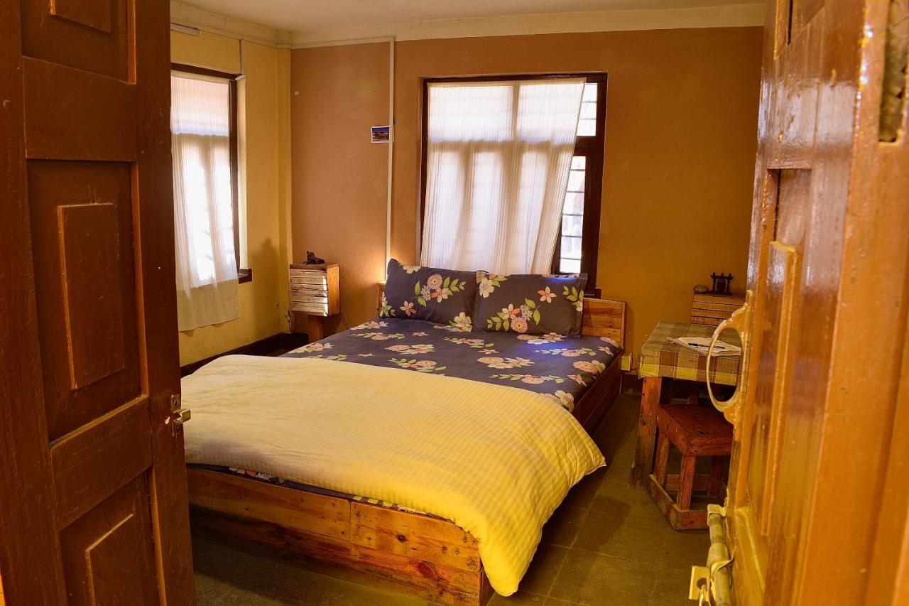 Happy Donkey Hostel Katmandou Extérieur photo