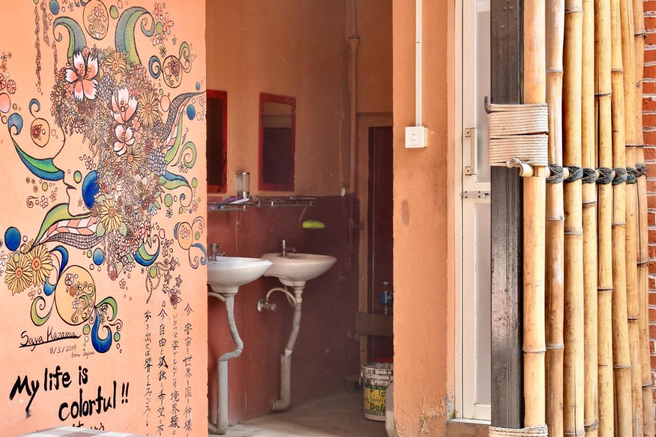 Happy Donkey Hostel Katmandou Extérieur photo